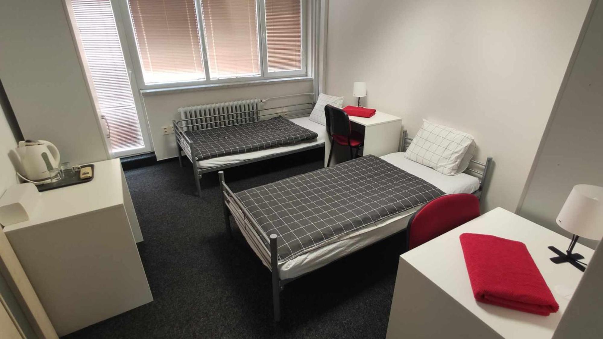 Parkcentrum Lowcost Hotel Near Center Of אוסטרבה מראה חיצוני תמונה